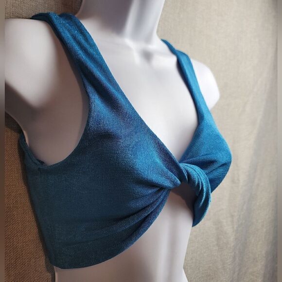 COTTON CANDY LA Twist Crop Top - Picture 2 of 8